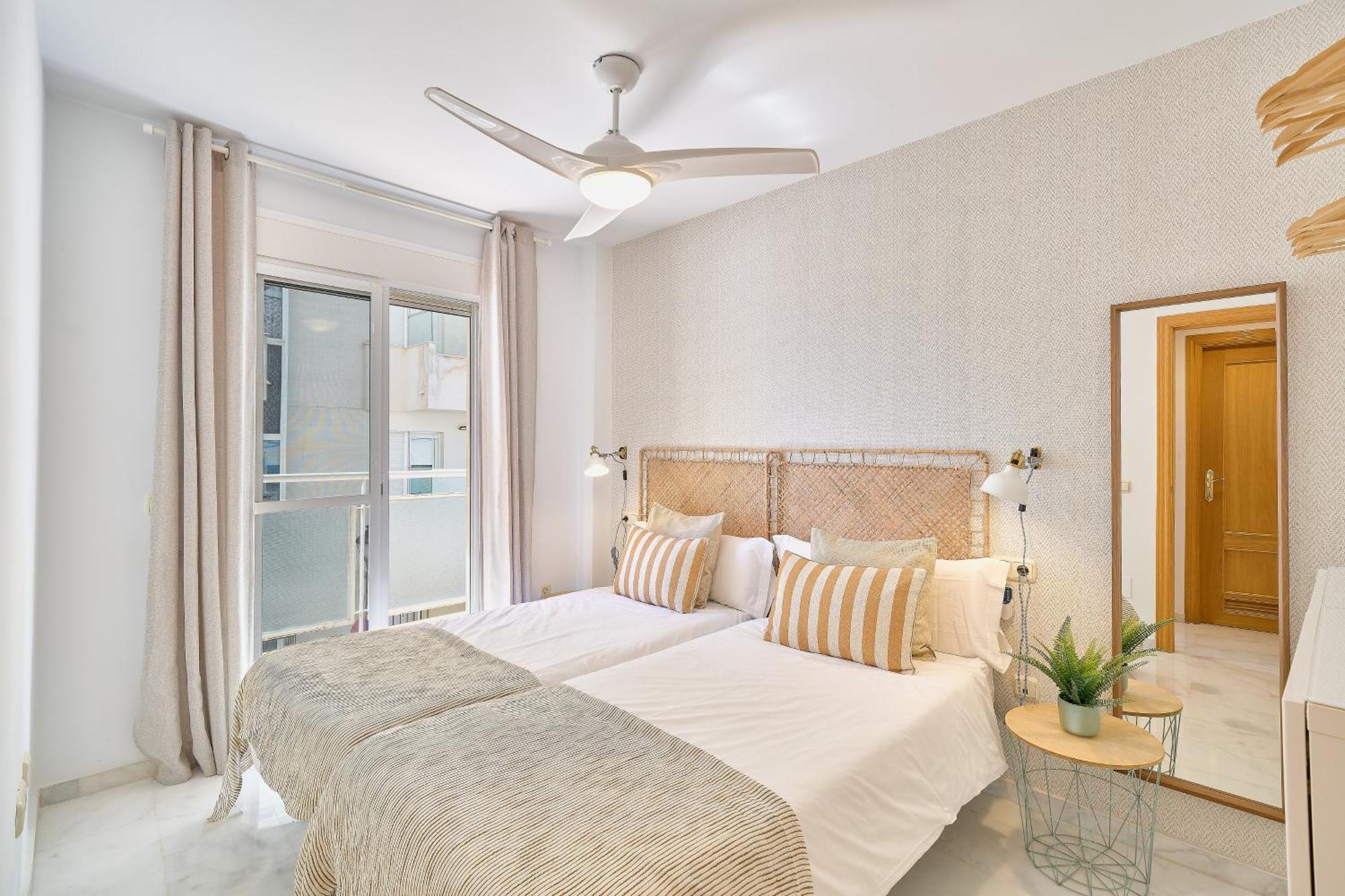 Fuengirola Beach Apartment By Stay Belonio Dış mekan fotoğraf