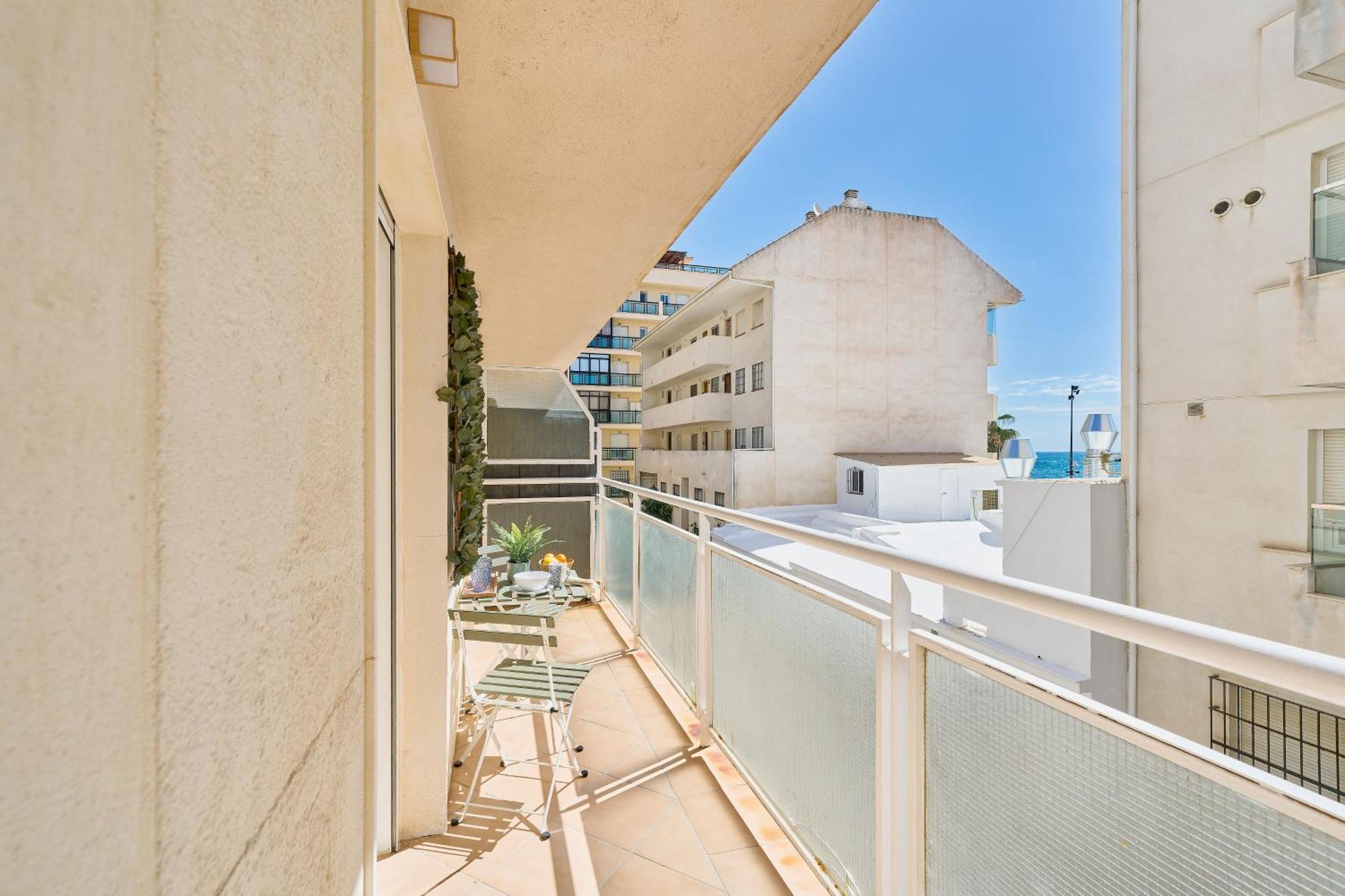 Fuengirola Beach Apartment By Stay Belonio Dış mekan fotoğraf