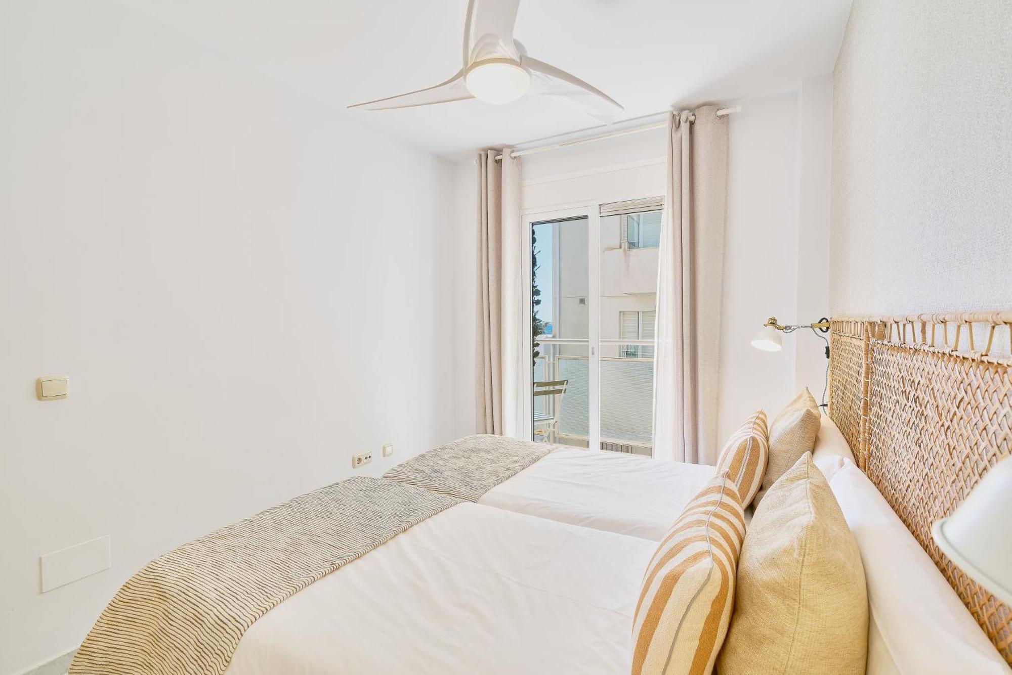 Fuengirola Beach Apartment By Stay Belonio Dış mekan fotoğraf