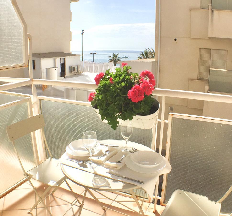 Fuengirola Beach Apartment By Stay Belonio Dış mekan fotoğraf